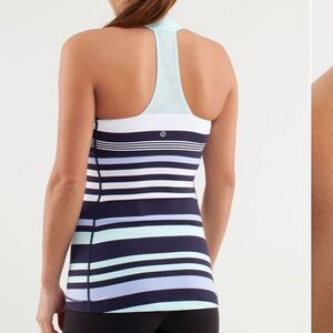 LULULEMON Scoop Neck Tank in Discover Stripe White Deep Indigo / Aquamarine Sz 6